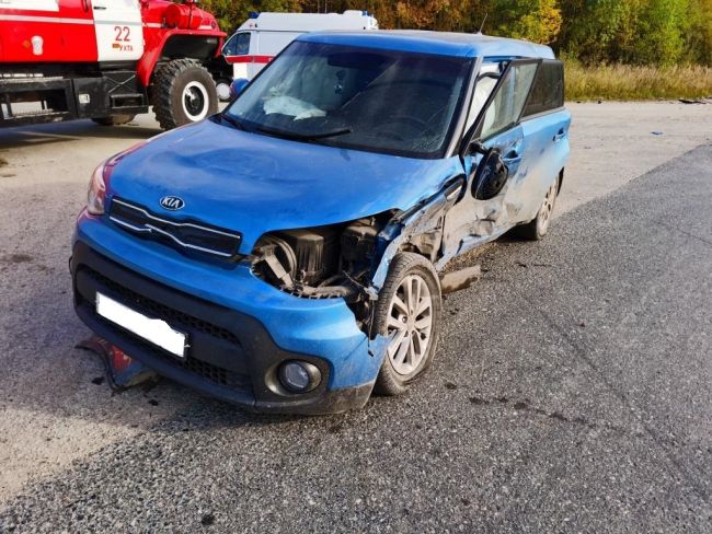 Под Ухтой водить на Kia не уступила дорогу и совершила столкновение с Lifan